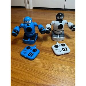 Sharper Image Mecha Rage Battling Robots Remote Control Toy Set Blue White